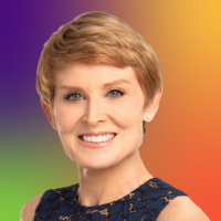 Diane Swonk Headshot